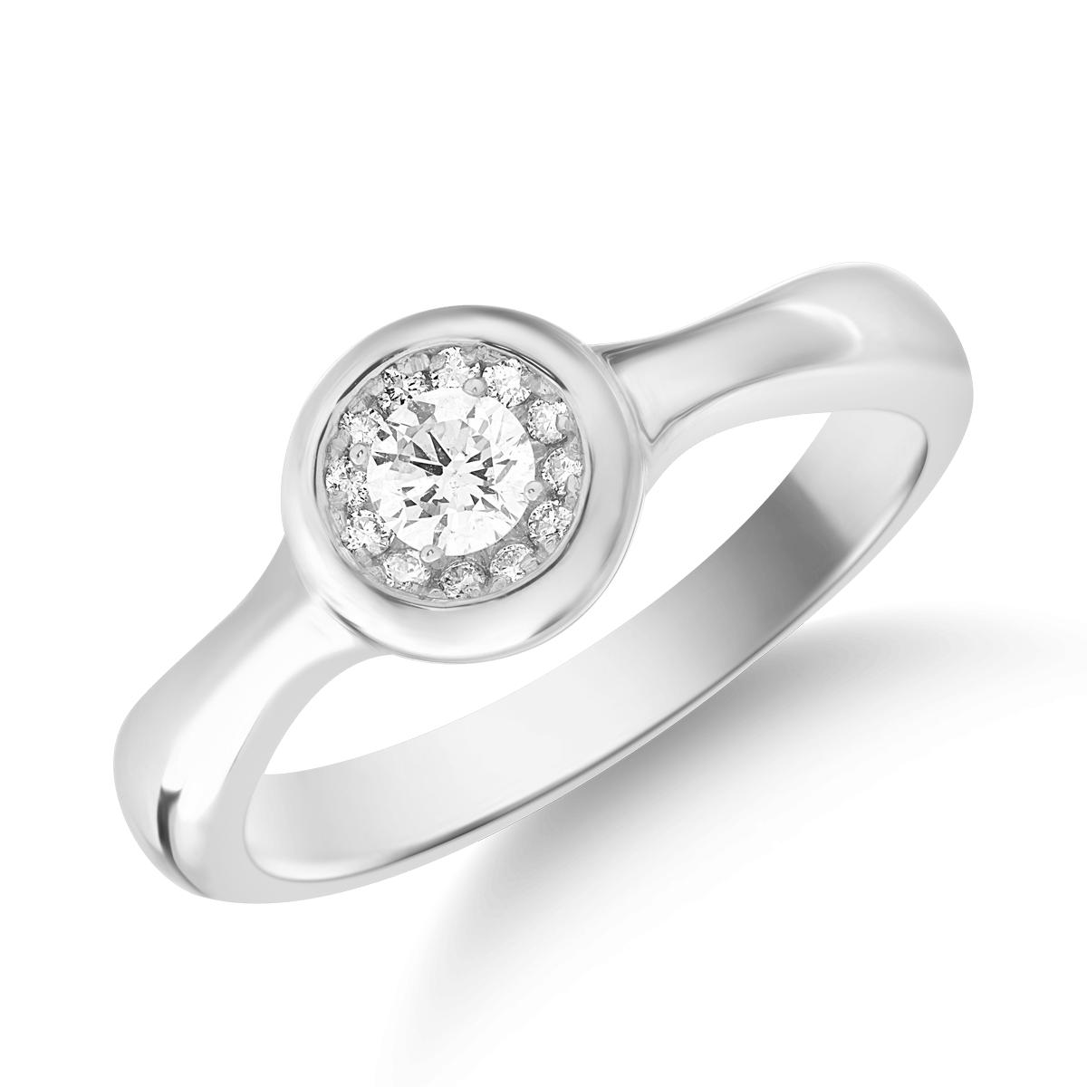 18K white gold ring with 0.12ct diamond and 0.055ct diamonds